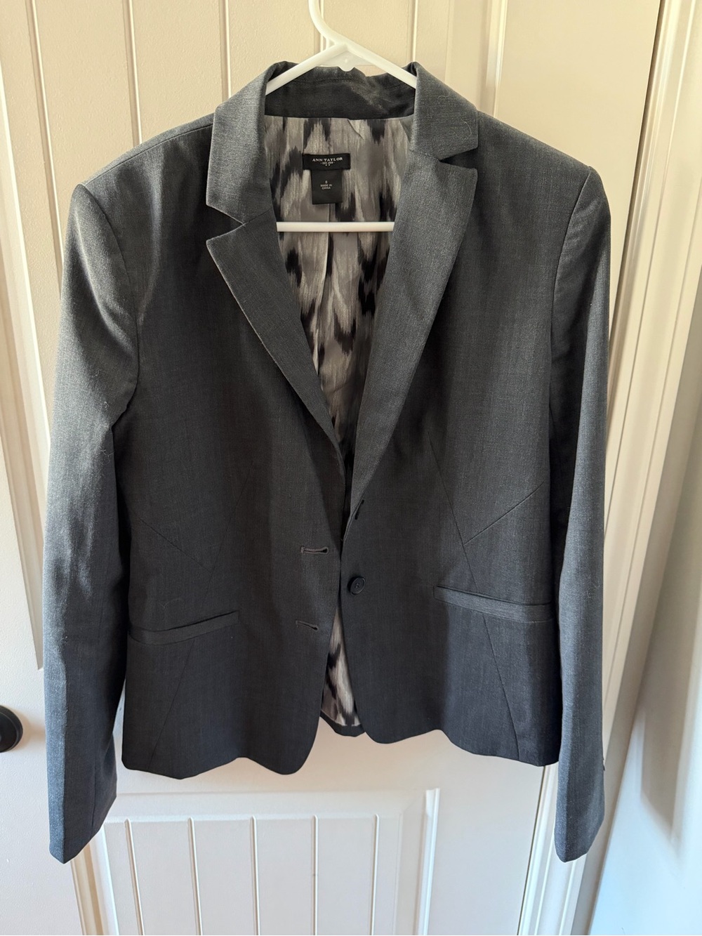 Gray Women’s Blazer - Classic Single-Breasted Suit Jacket